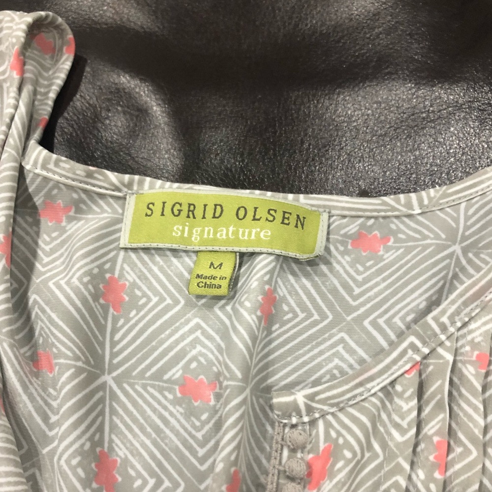 Sigrid signature Olsen tunic blouse